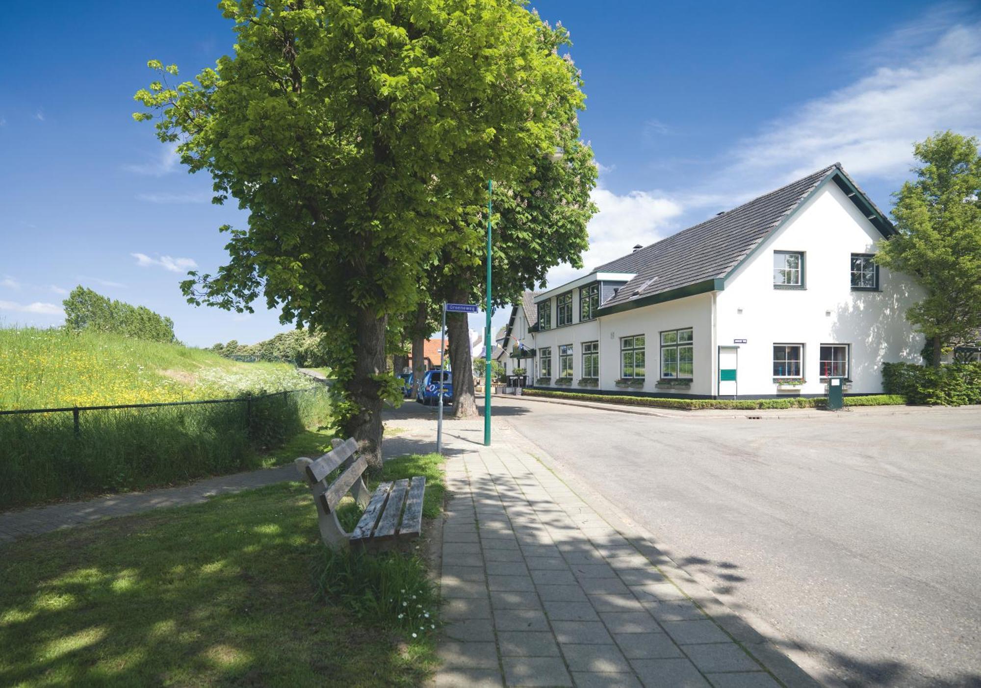 Restaurant Oolderhof Bv Hotel Roermond Ngoại thất bức ảnh