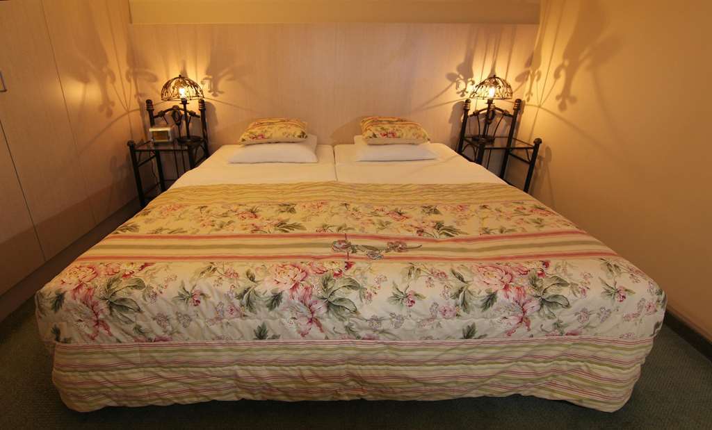 Restaurant Oolderhof Bv Hotel Roermond Phòng bức ảnh