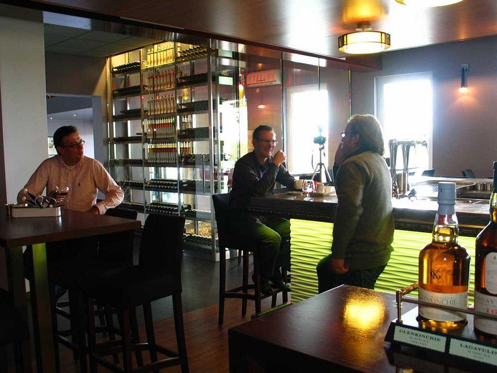 Restaurant Oolderhof Bv Hotel Roermond Ngoại thất bức ảnh