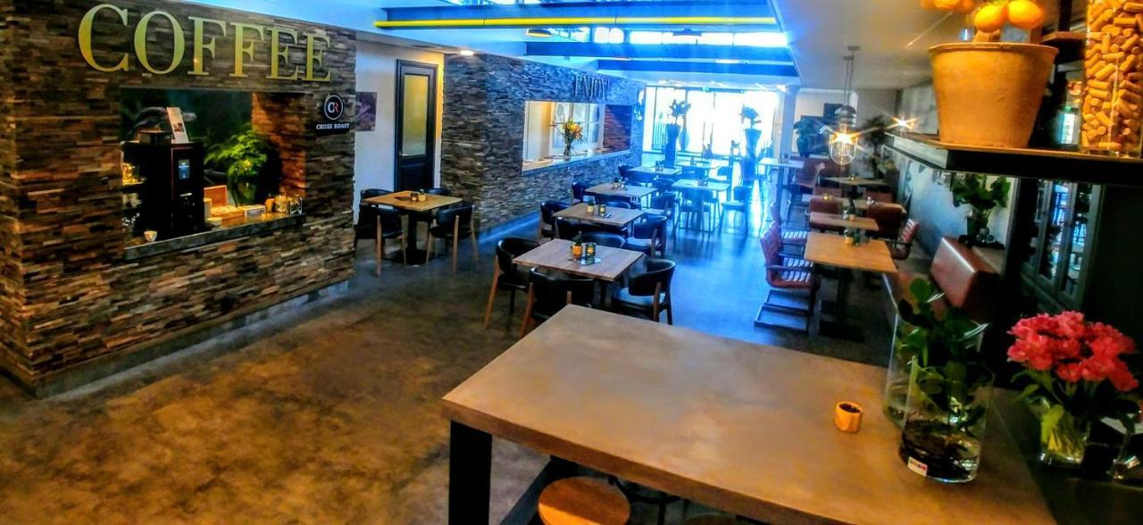 Restaurant Oolderhof Bv Hotel Roermond Ngoại thất bức ảnh